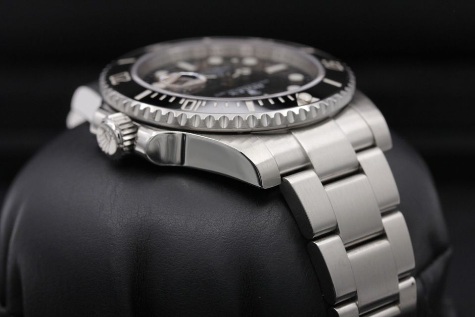 Rolex Submariner 116610 LN Image 4